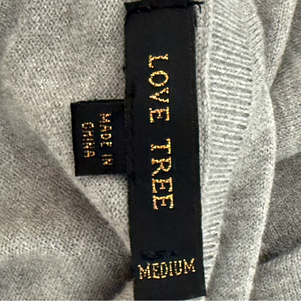 Love Tree Light Gray Knitwear